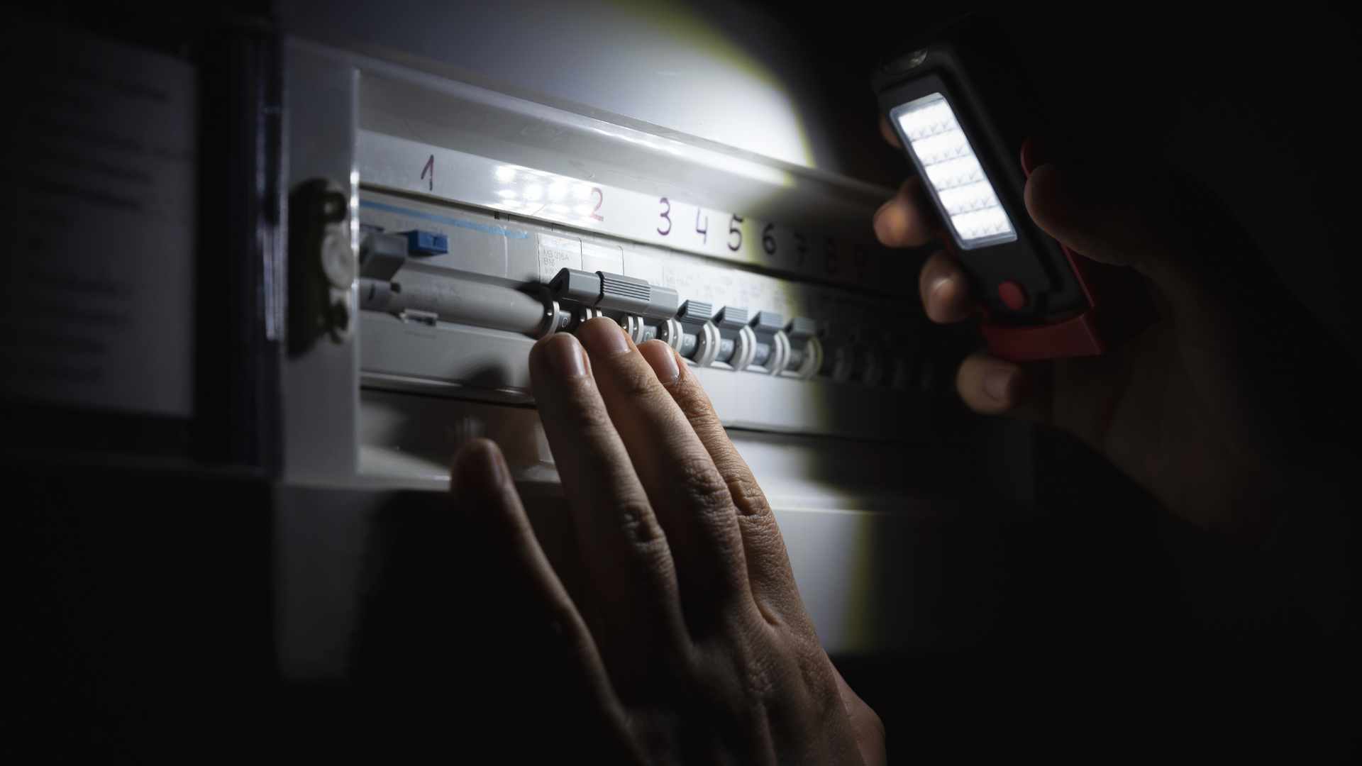 how reliable are intercom systems during power outages