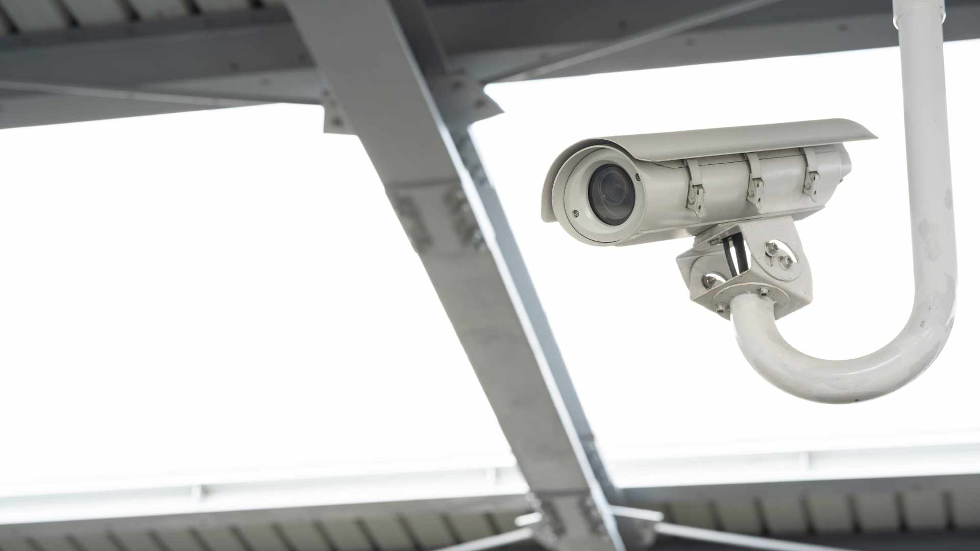 melbourne smart cameras vs. traditional security cameras